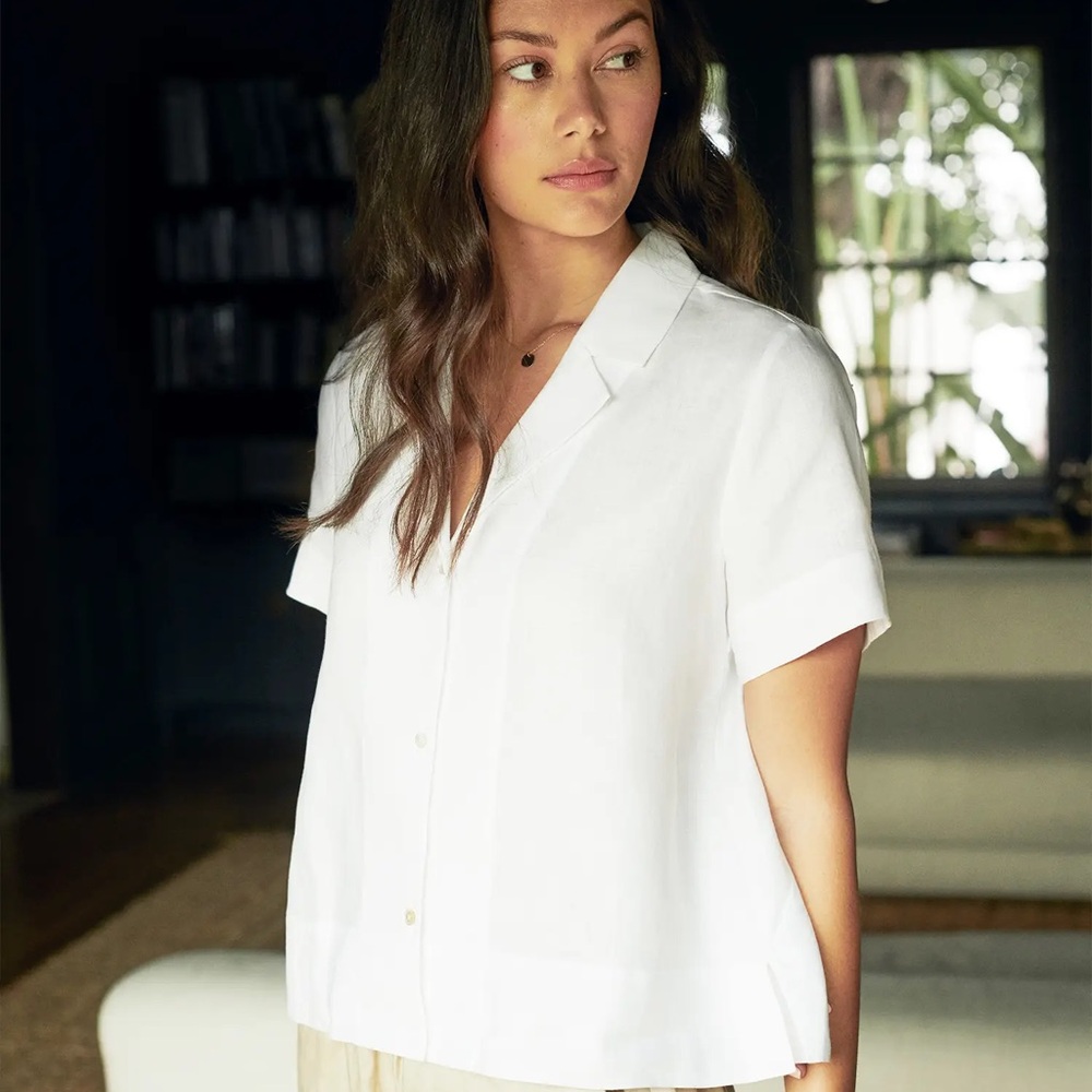 Quince white linen short sleeved button down